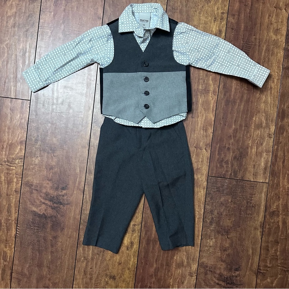 Kenneth Cole Reaction toddler boy button down, vest, pant suit set-18 months